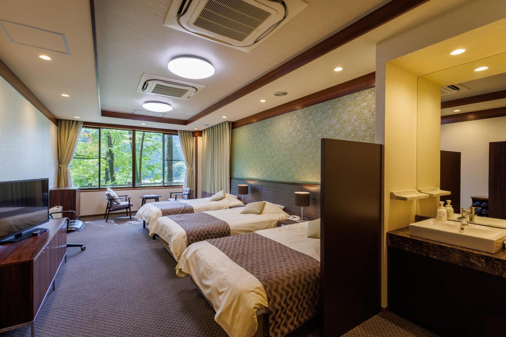 Hotel Okutamaji à Ome Extérieur photo